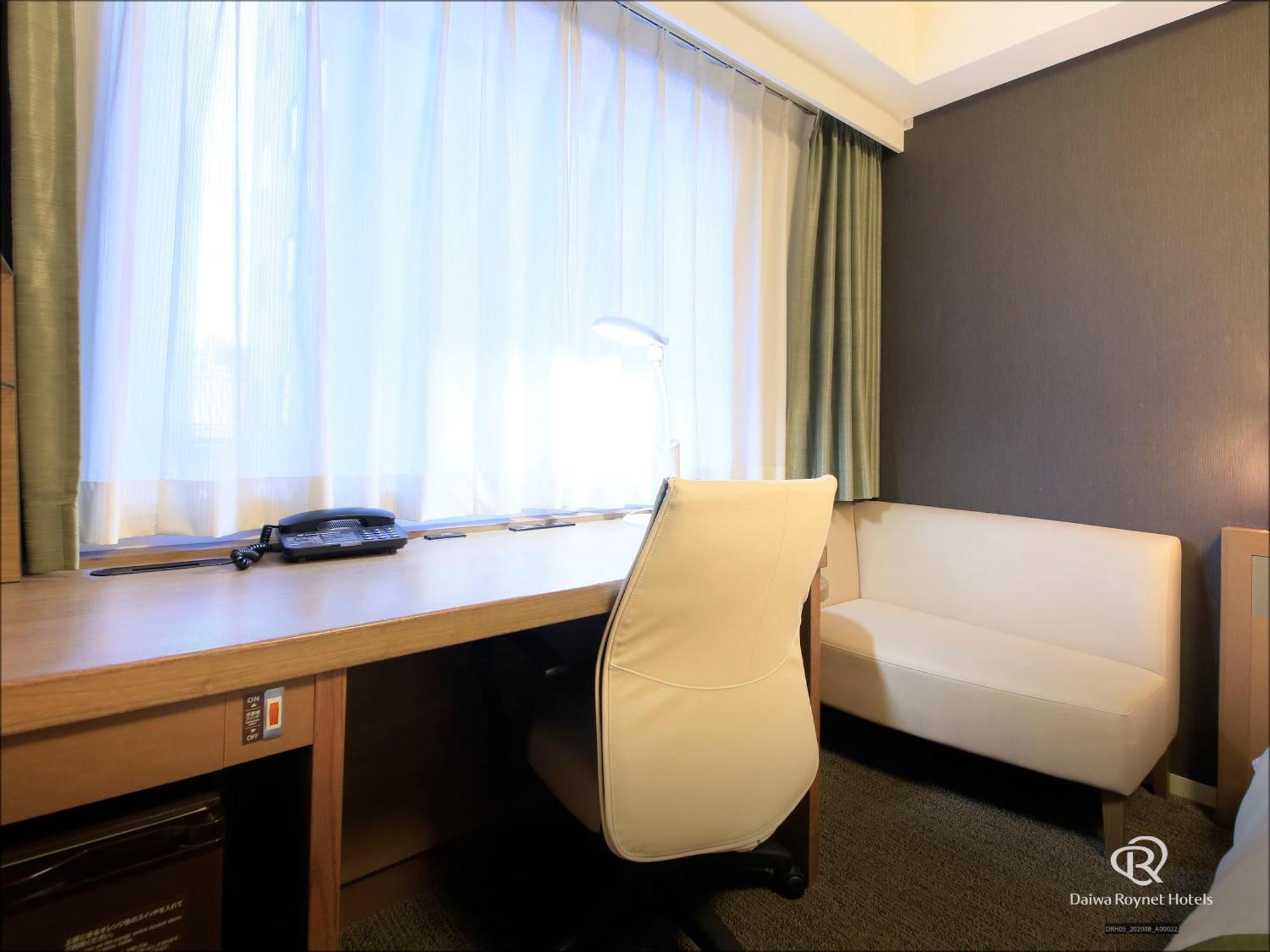 Daiwa Roynet Hotel Kyoto Shijo Karasuma Esterno foto